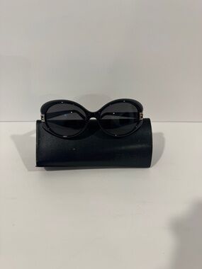 Fendi Women’s Black Oval Sunglasses